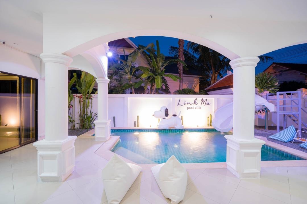 Link Me - Villa Interior View