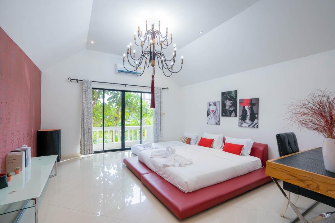 Villa Bedroom 1