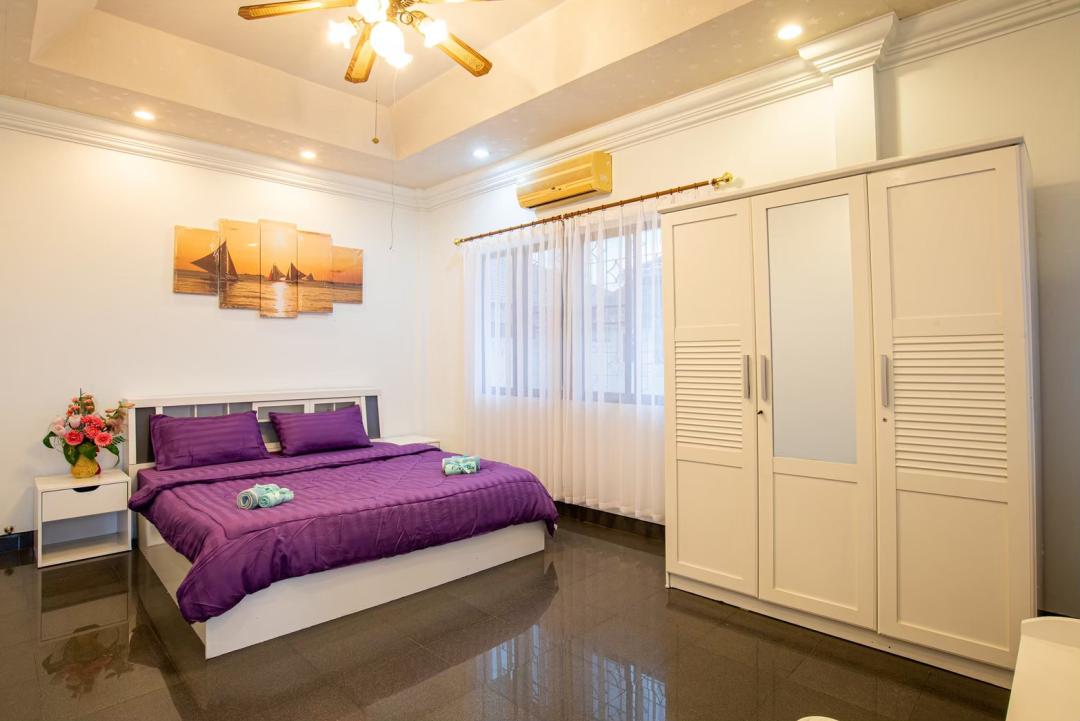 Villa Bedroom 7