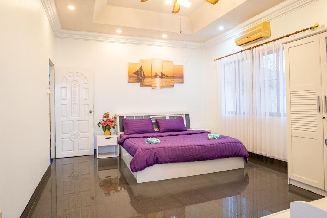 Villa Bedroom 11