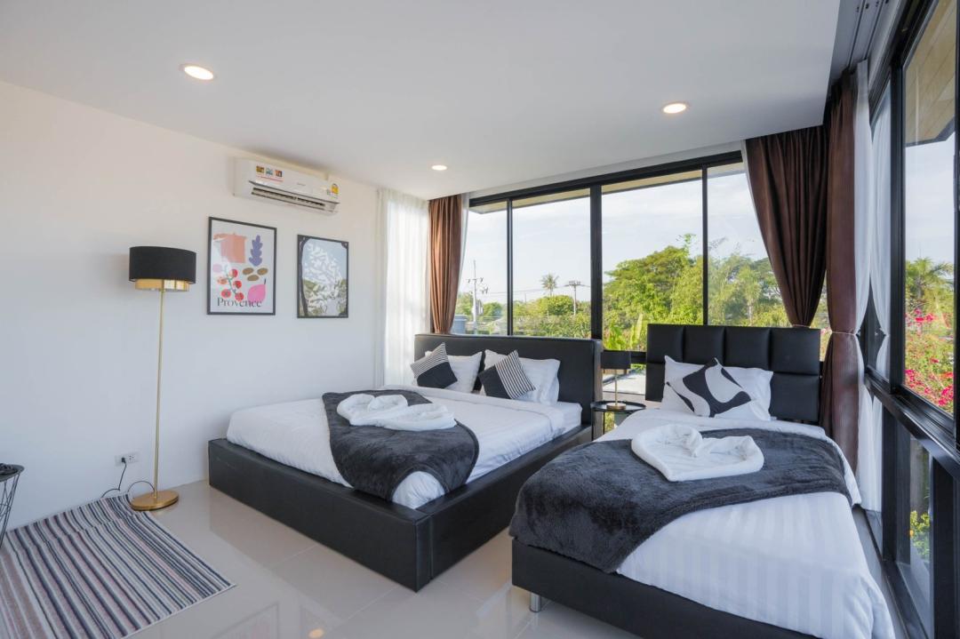 Villa Bedroom 4