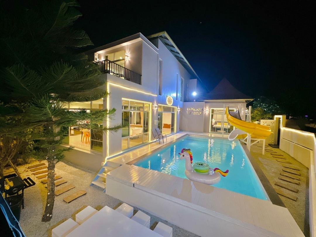 Lunlana Fairy - Pool Area View