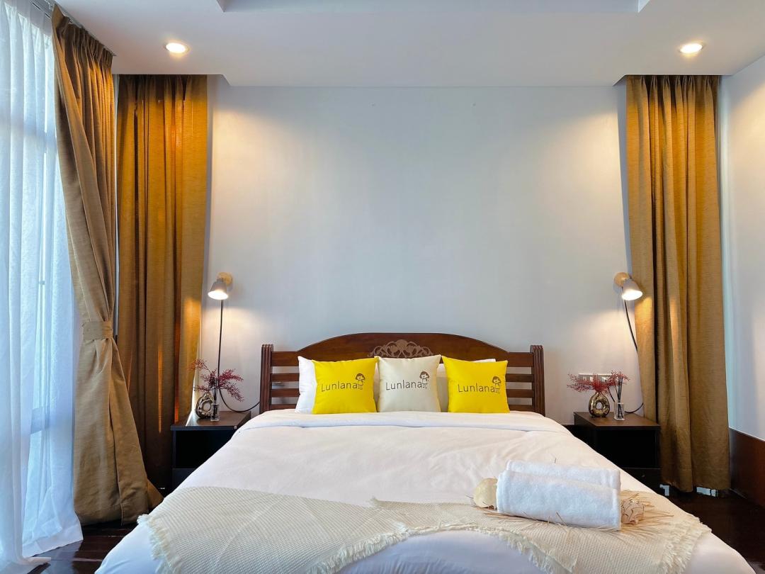 Villa Bedroom 5
