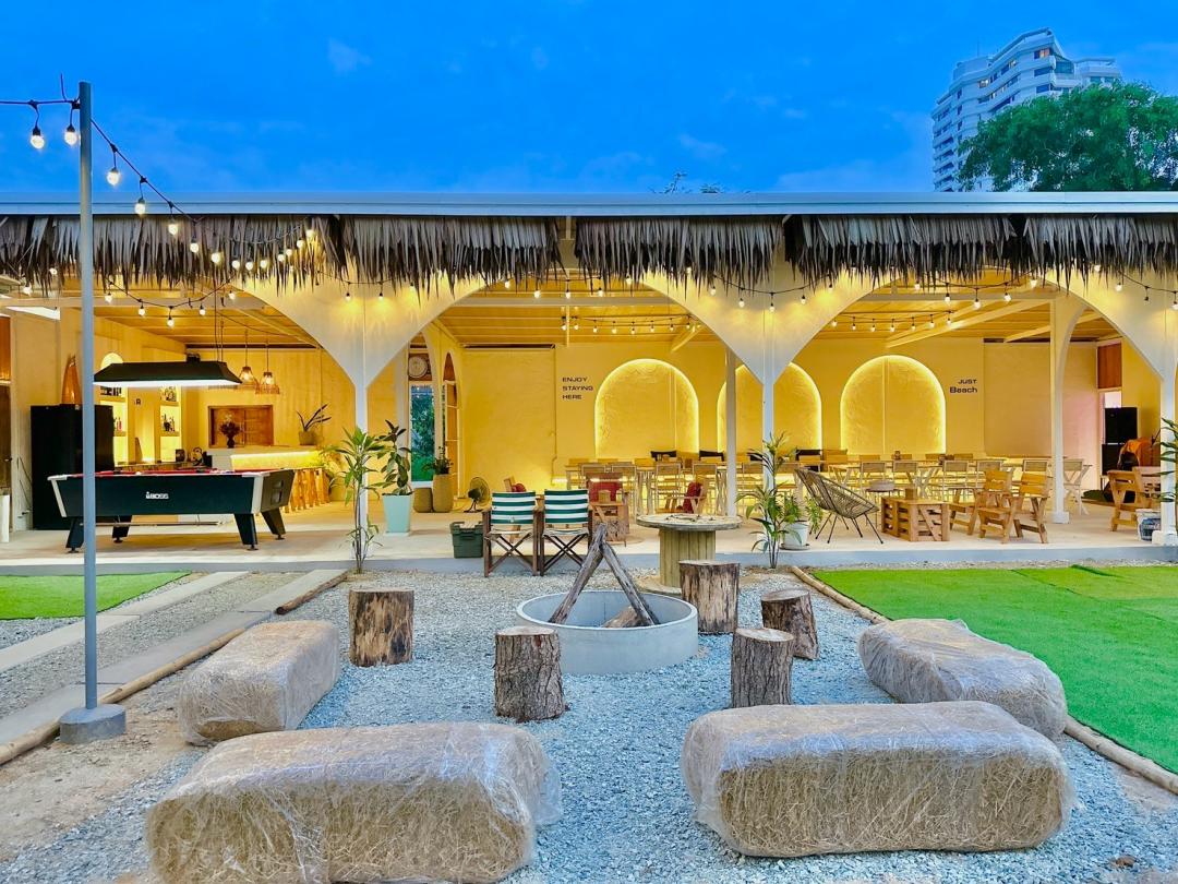 Lunlana House - Living Area