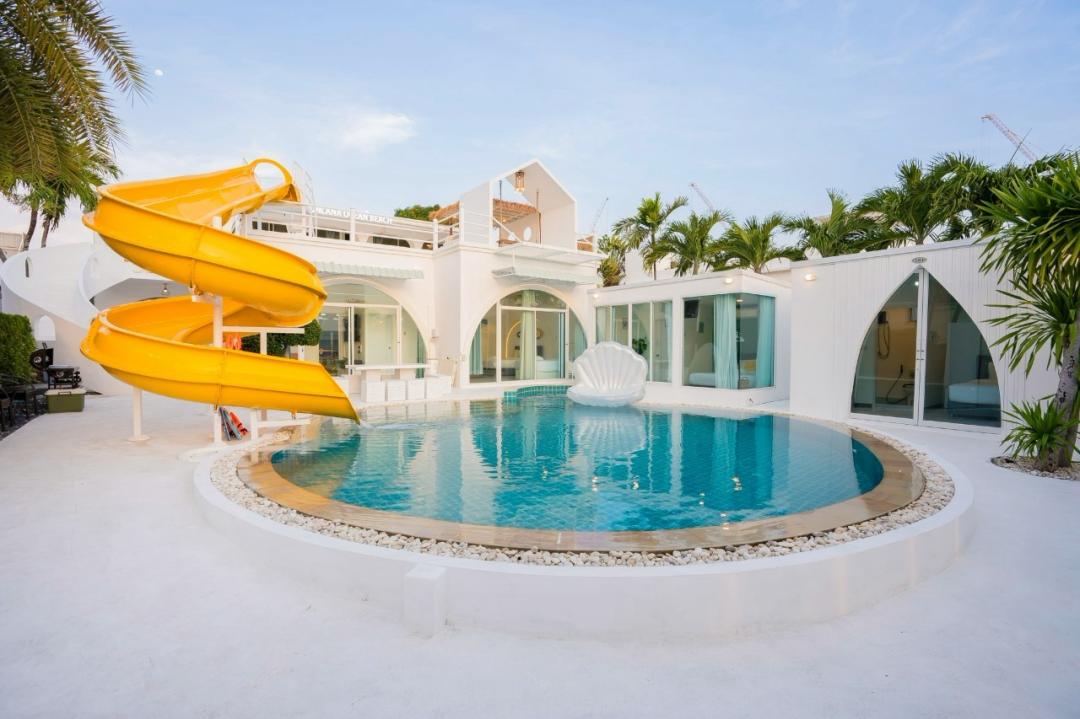 Lunlana Ocean Beach - Main Cover Photo in Pattaya