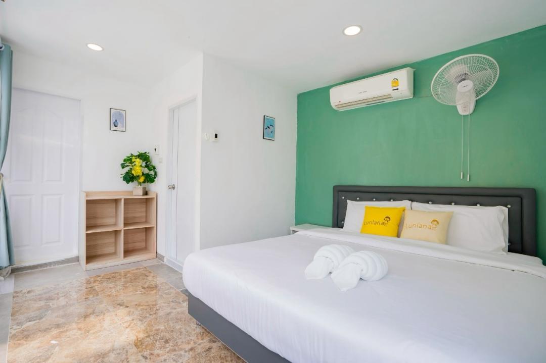 Villa Bedroom 10