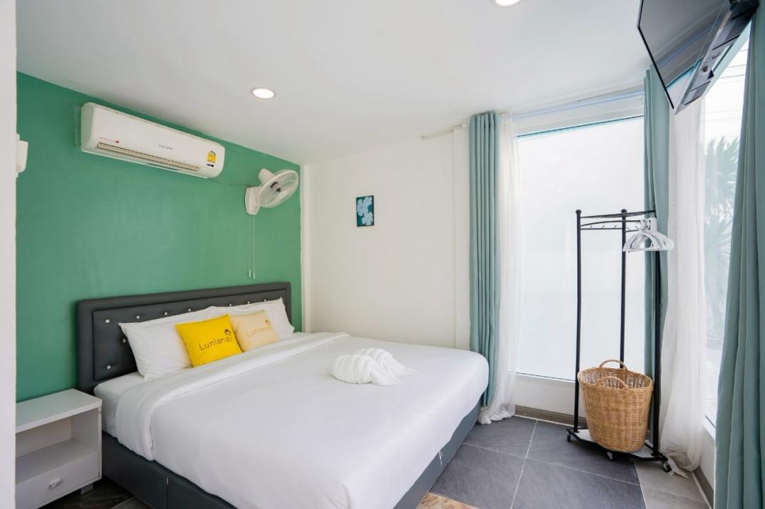 Villa Bedroom 11