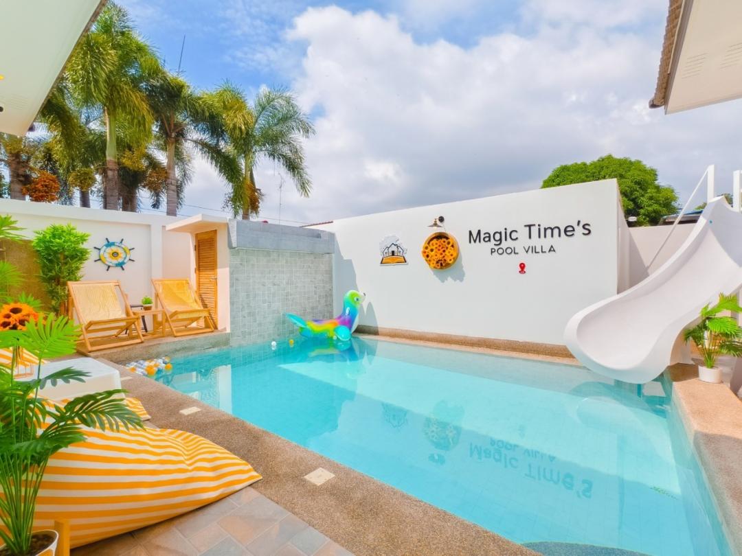 Magic Time - Pool Area View