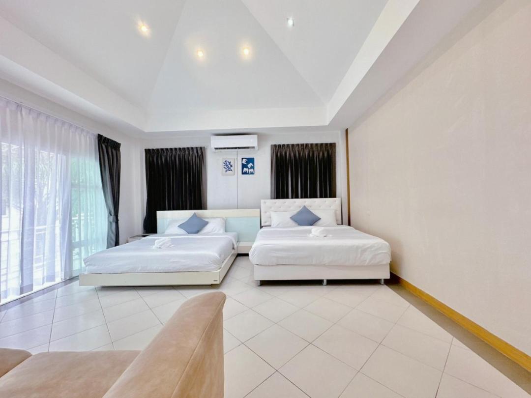 Villa Bedroom 7