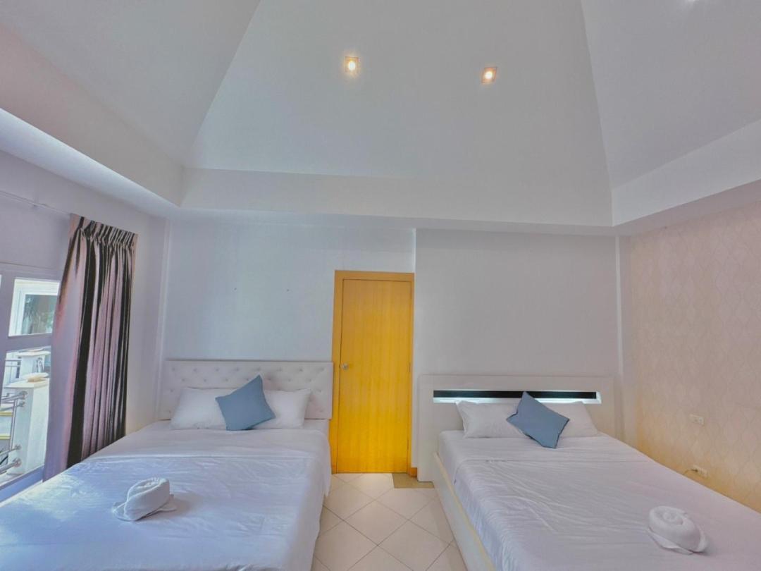 Villa Bedroom 9