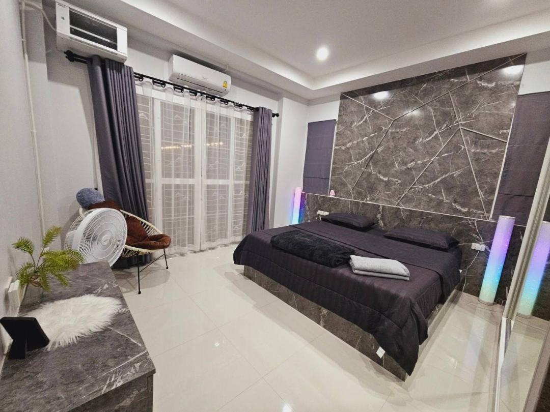 Villa Bedroom 3