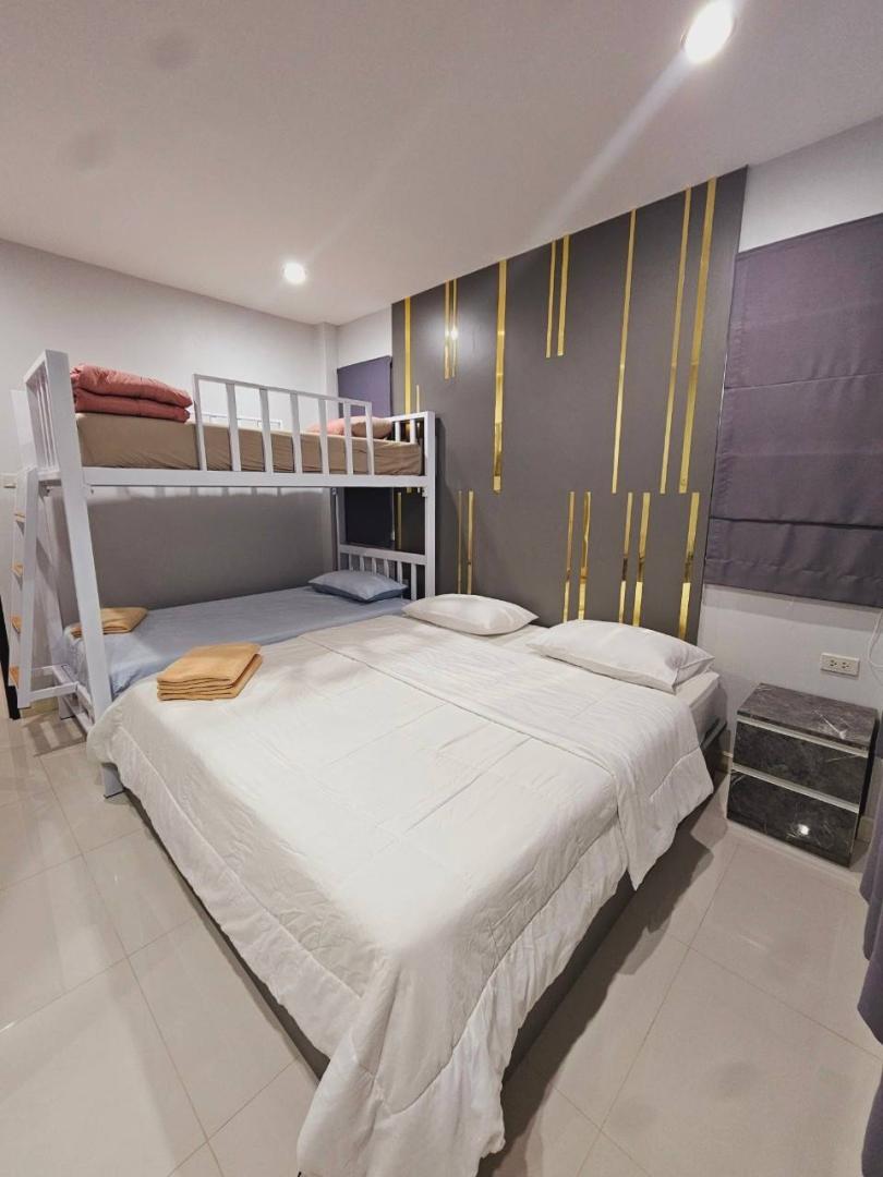 Villa Bedroom 1