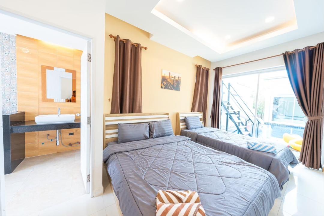 Villa Bedroom 5