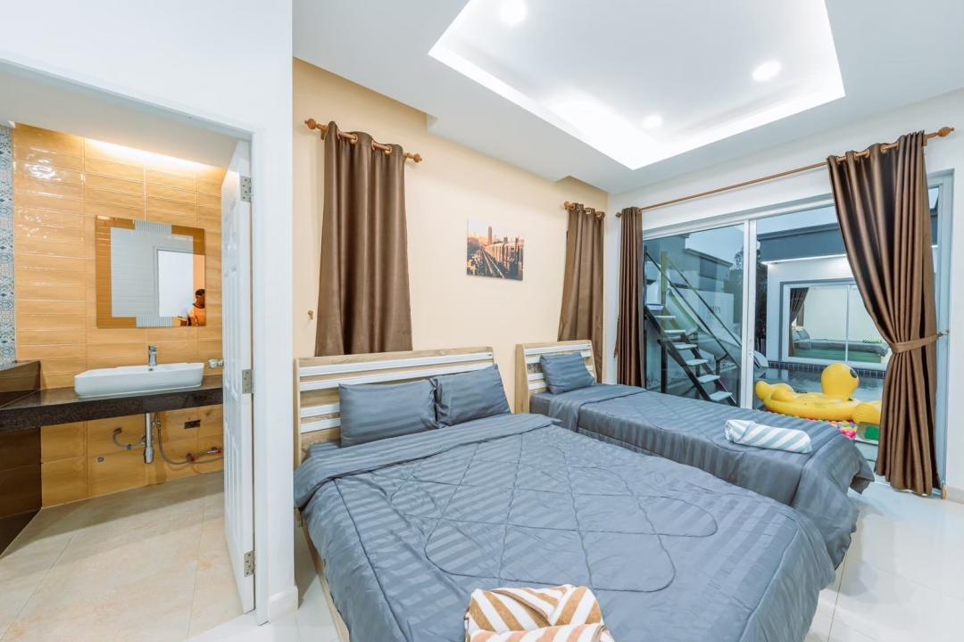 Villa Bedroom 4