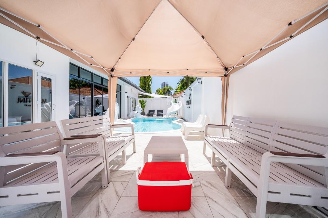 Martini - Cover Photo