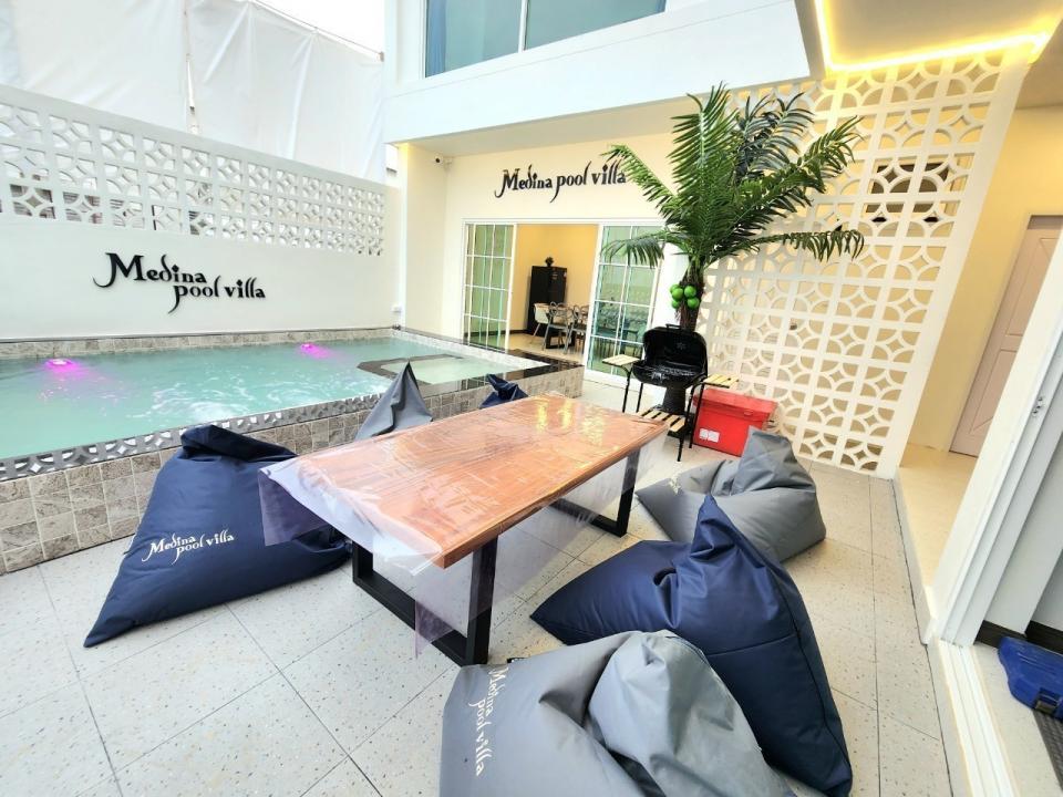 Medina M2 - Living Area
