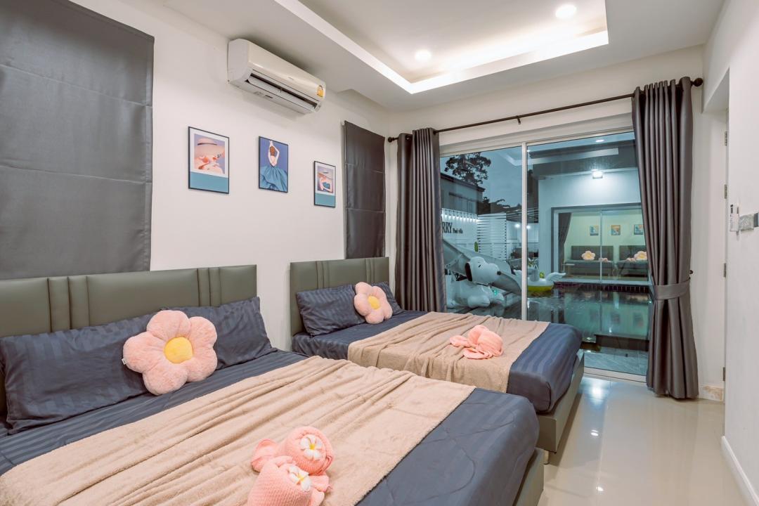 Villa Bedroom 2