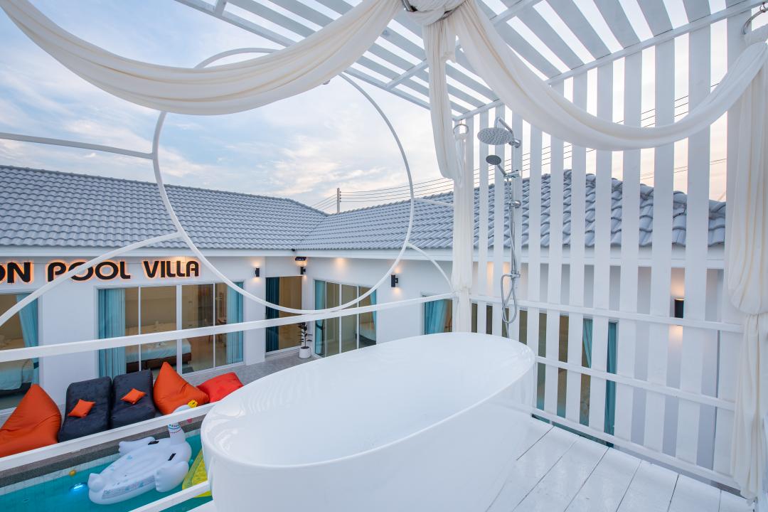 Million - Bedroom View