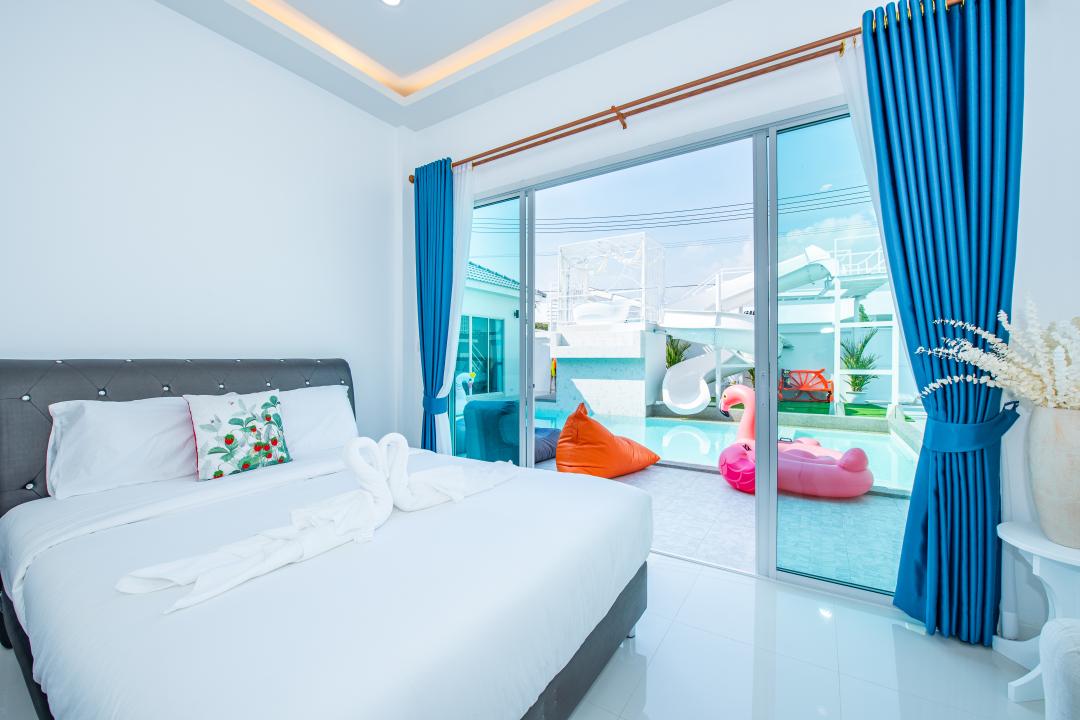 Villa Bedroom 5