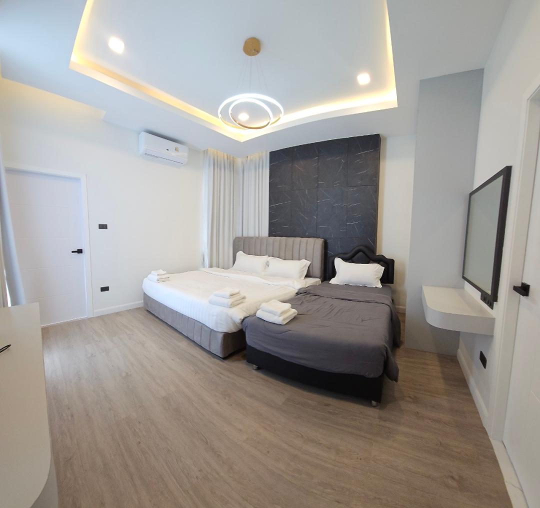 Villa Bedroom 6