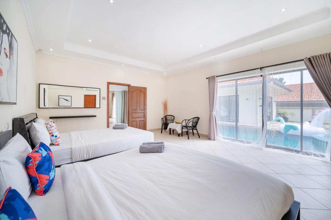 Villa Bedroom 1
