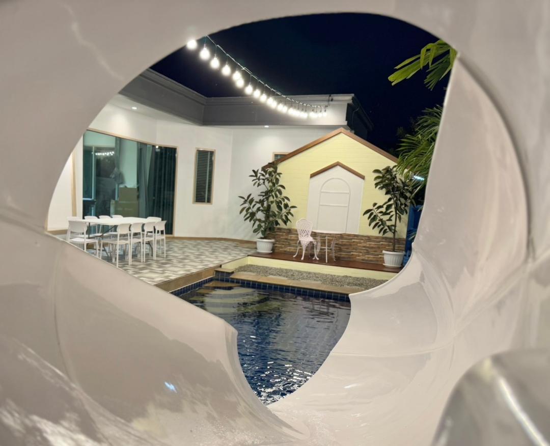 Moment - Pool Area View