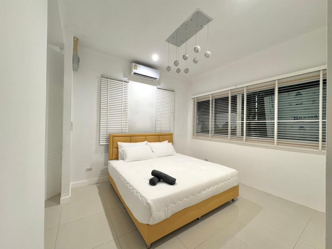 Villa Bedroom 4