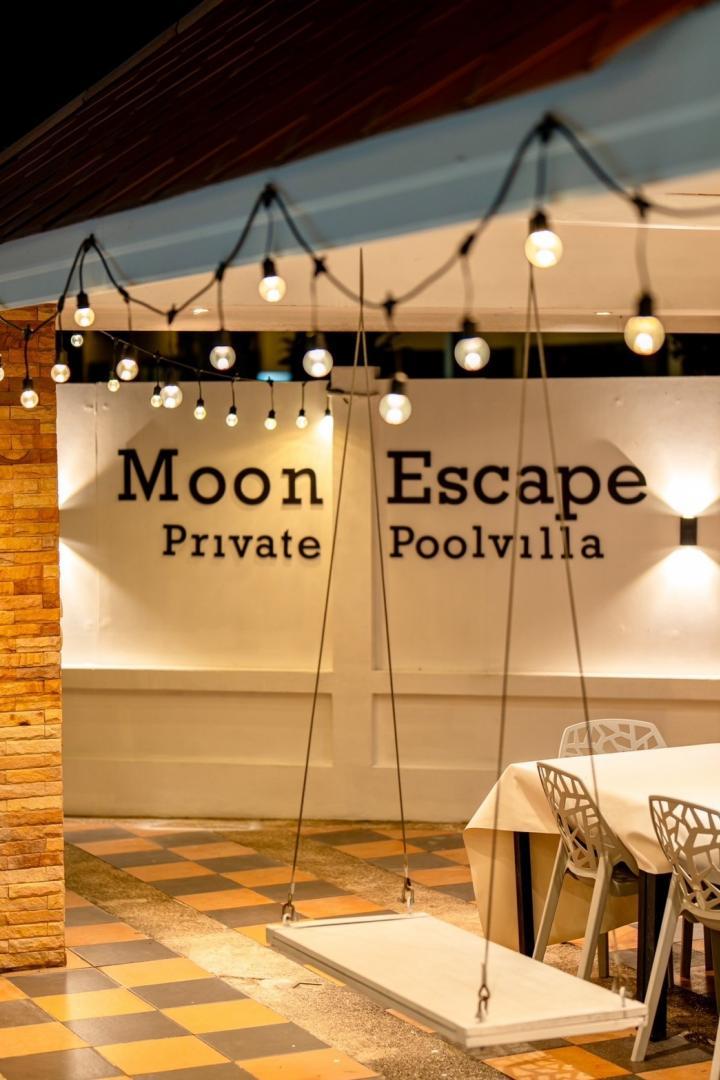 Moon Escape - Pool Area View