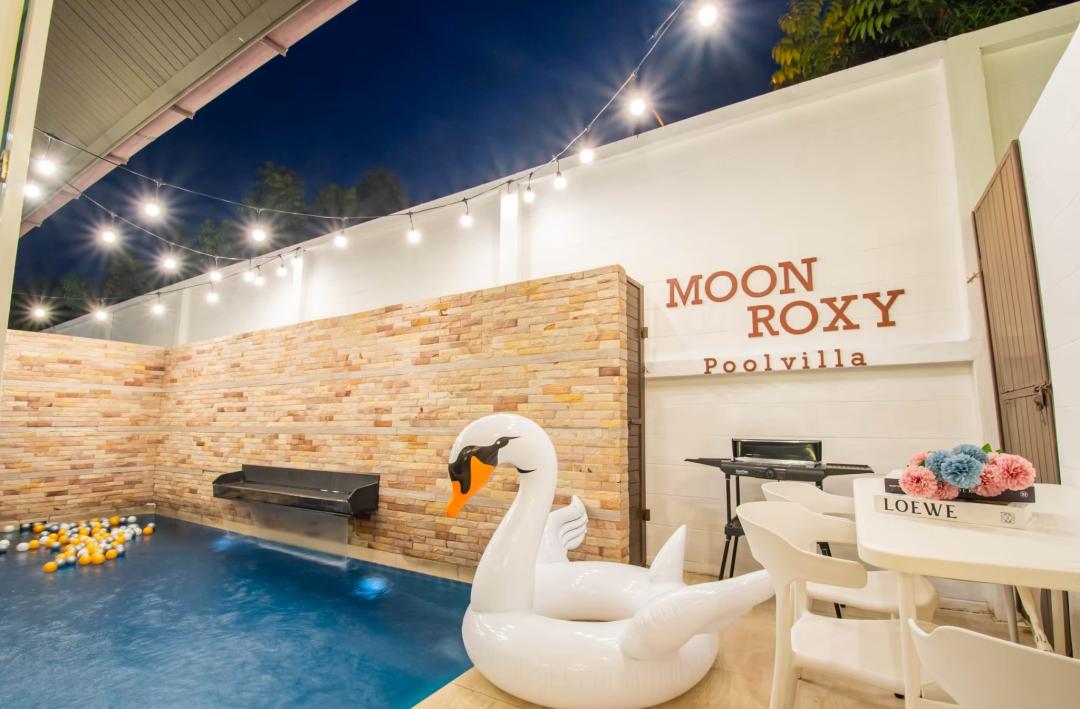 Moon Roxy - Villa Interior View