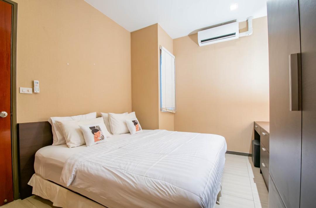 Villa Bedroom 1