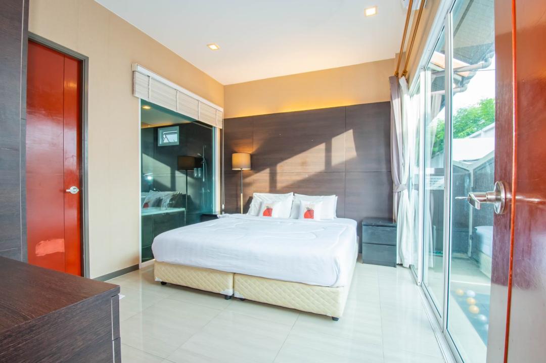 Villa Bedroom 5