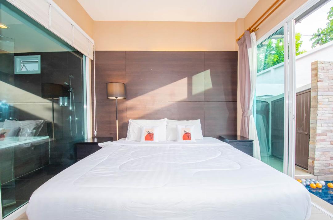 Villa Bedroom 6