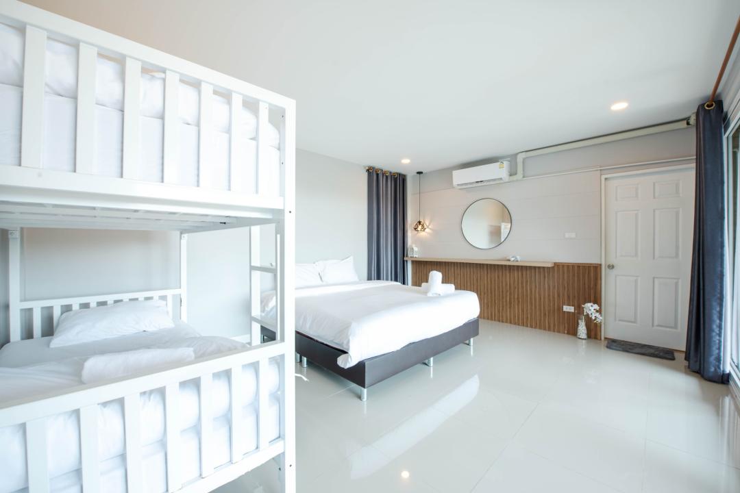 Villa Bedroom 6
