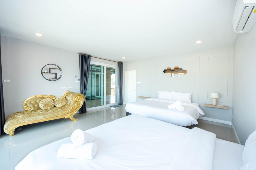 Villa Bedroom 4