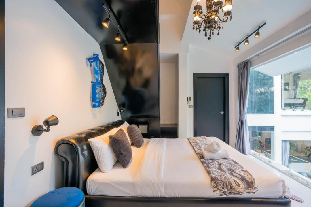 Villa Bedroom 6