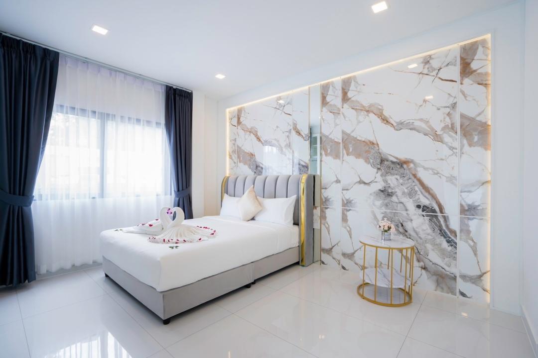 Villa Bedroom 8