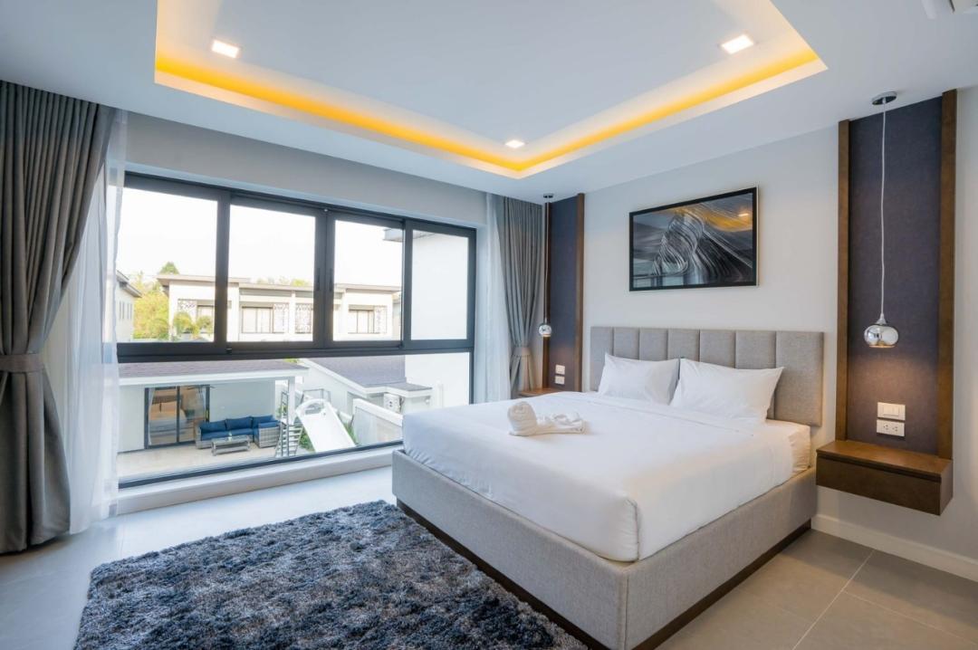 Villa Bedroom 9