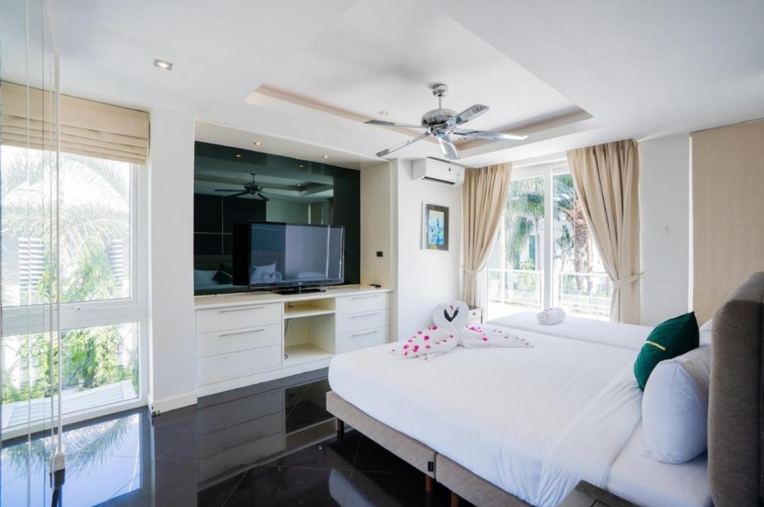 Villa Bedroom 10