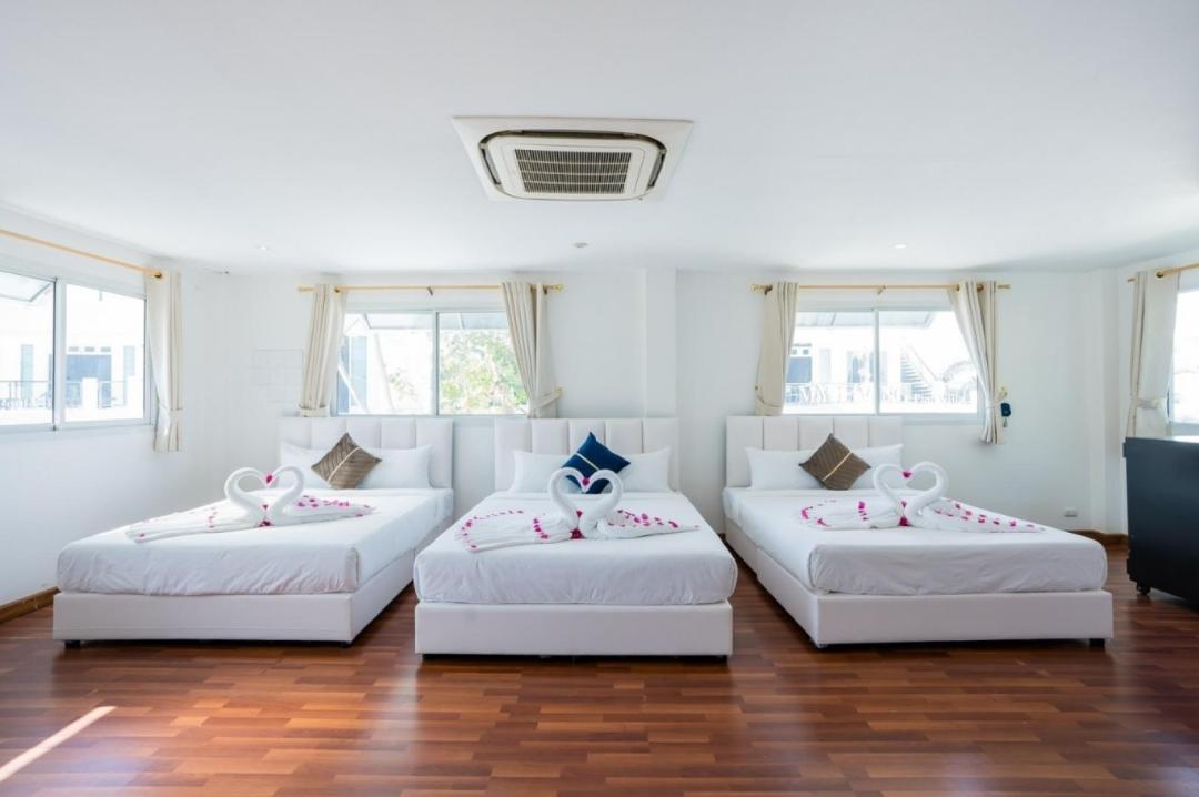 Villa Bedroom 5