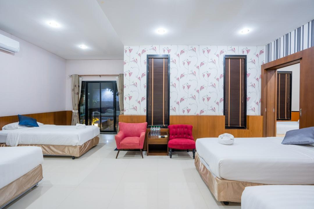 Villa Bedroom 2
