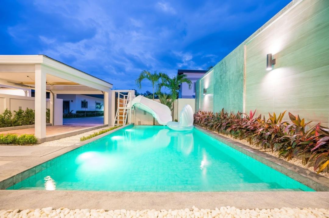 My Passion - Pool Area View