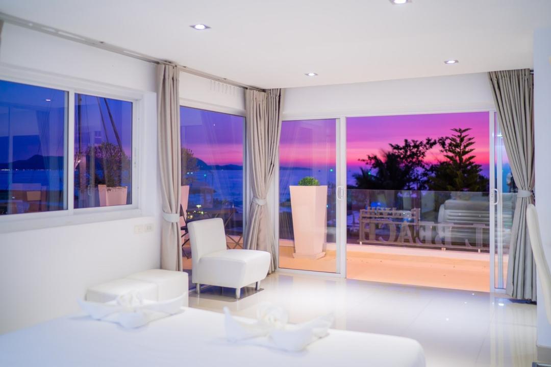 Villa Bedroom 14