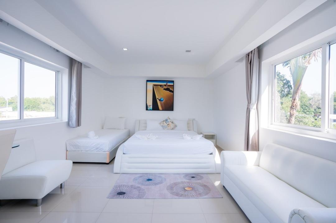 Villa Bedroom 7