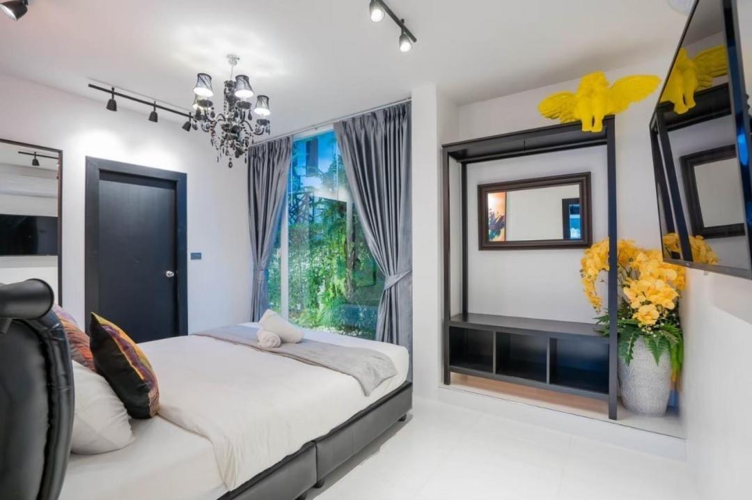 Villa Bedroom 9