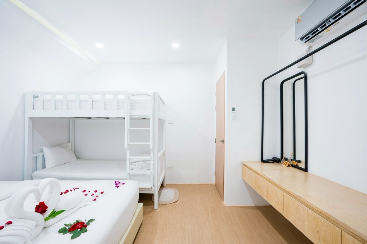 Villa Bedroom 2
