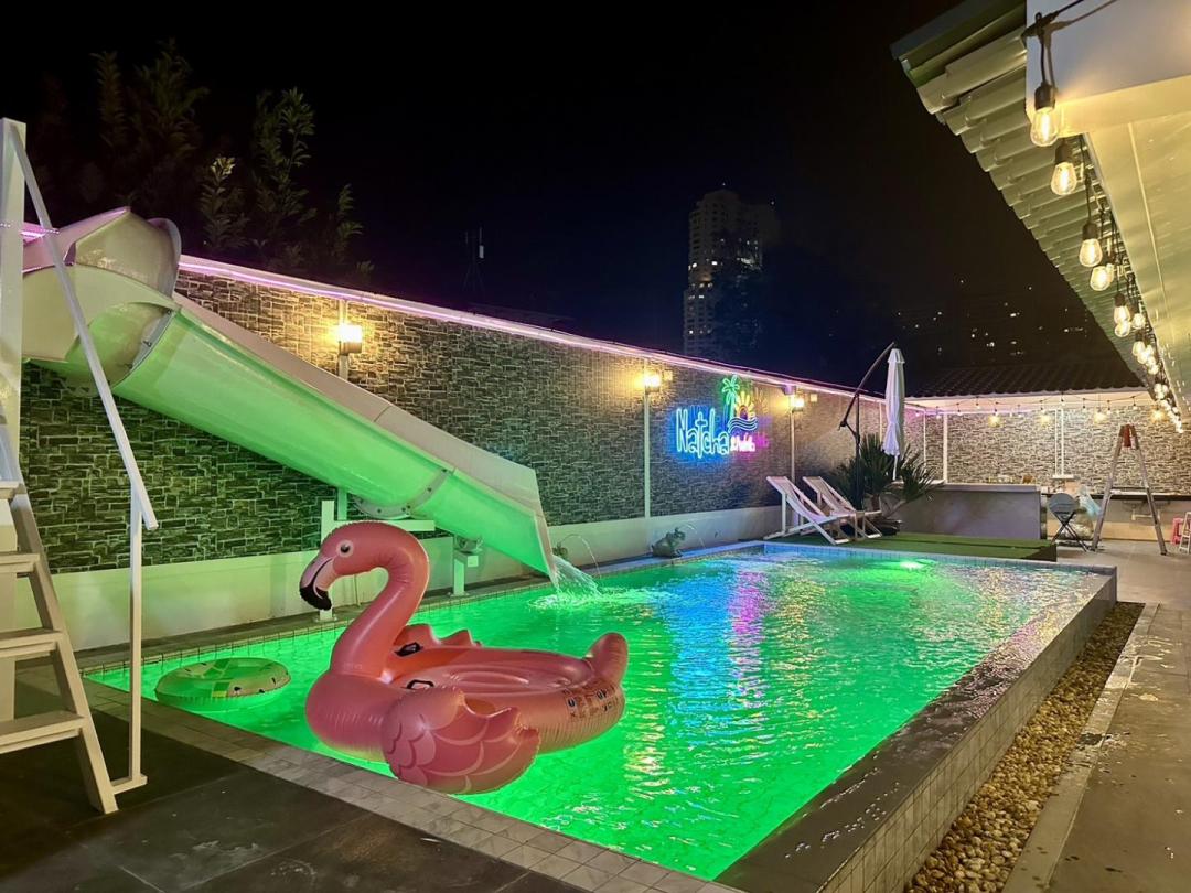 Natcha 2 - Pool Area View