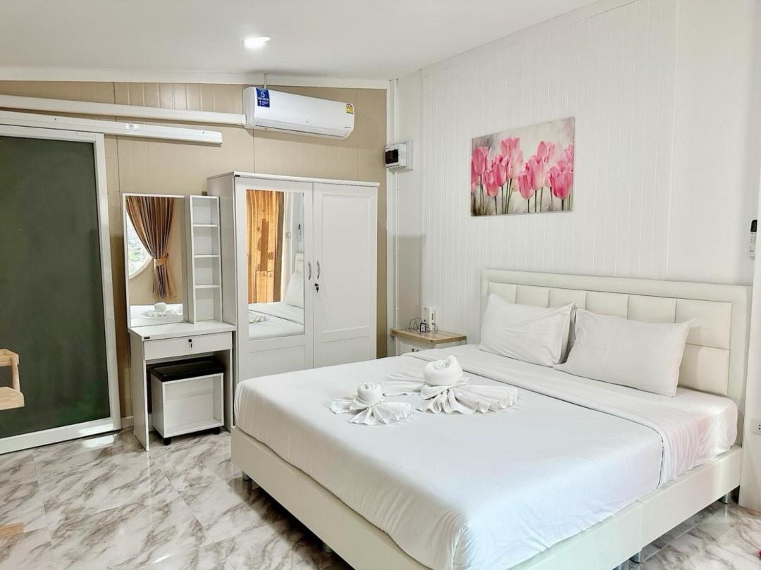 Villa Bedroom 1