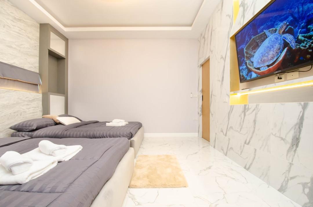 Villa Bedroom 9