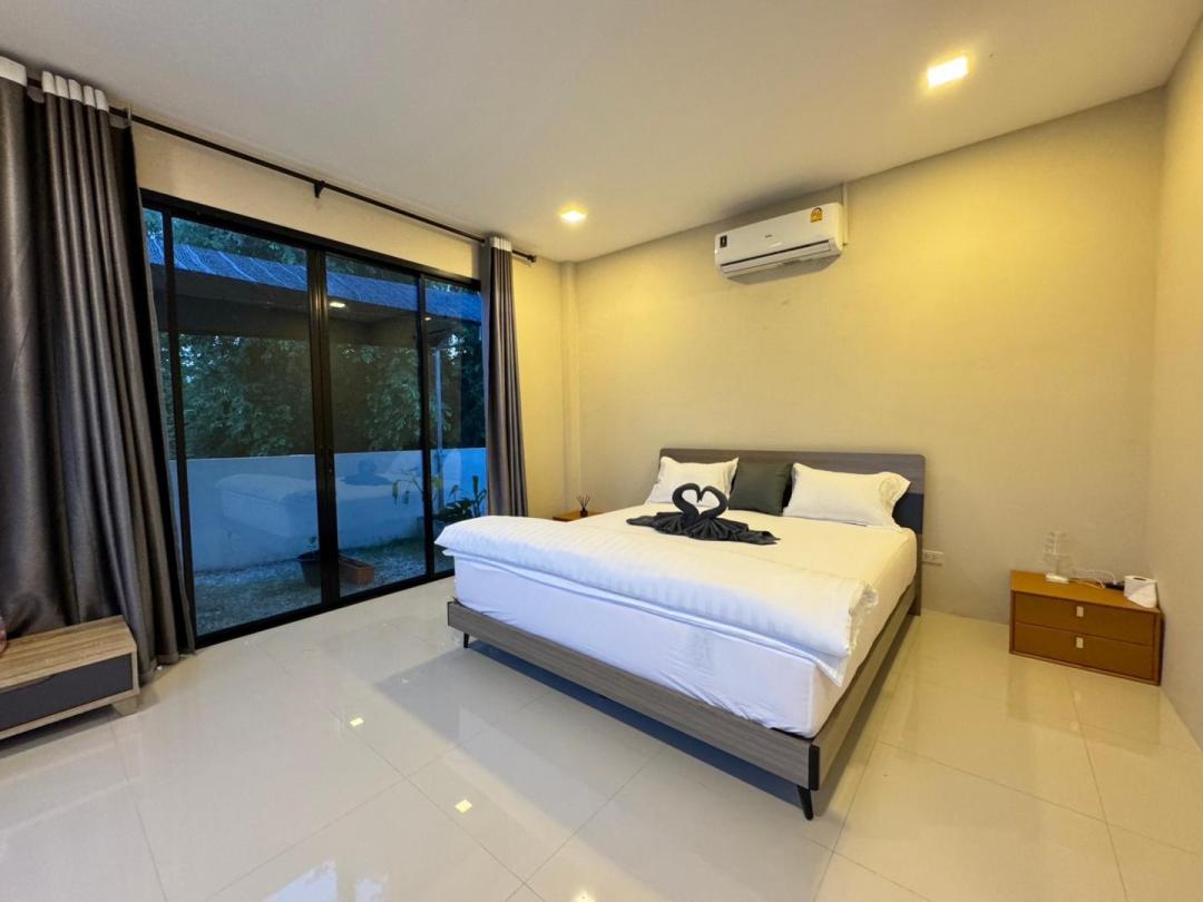 Villa Bedroom 5