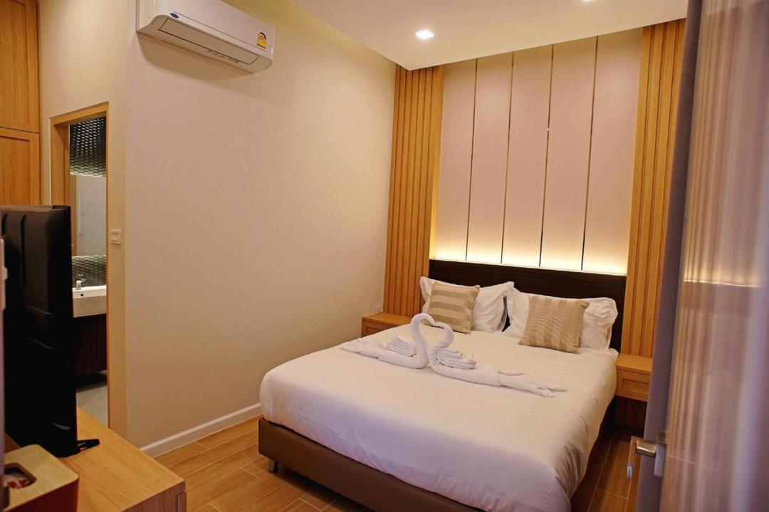 Villa Bedroom 1